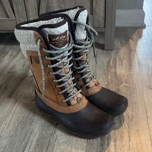 The North Face Women's Brown and Black Winter Boots